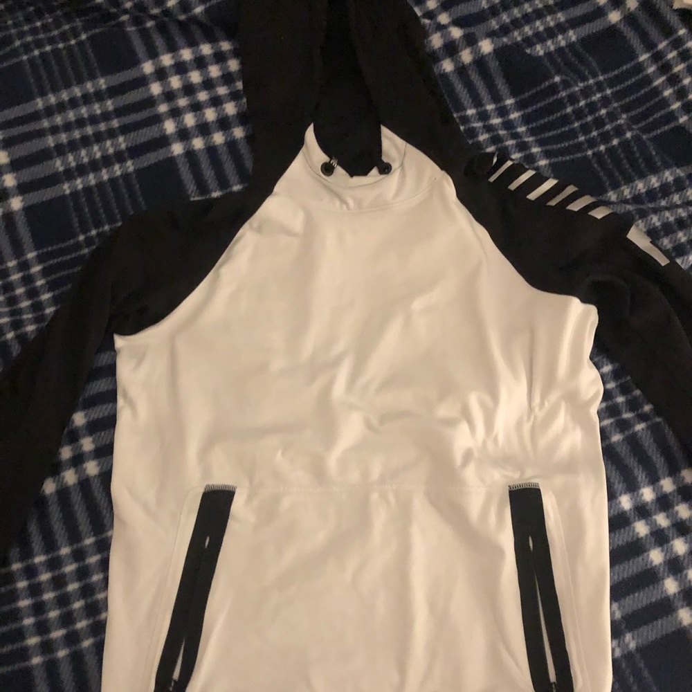 American Eagle hooded sweatshirt